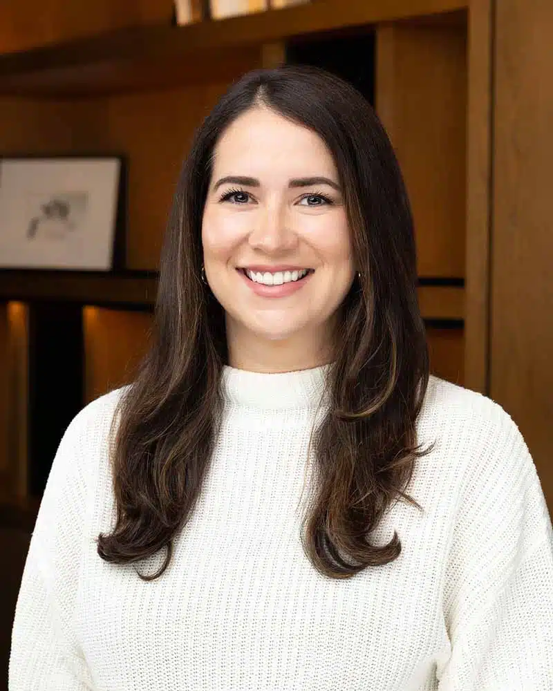 Professional headshot portrait of a woman, Pop Life Photo on-site photography service.